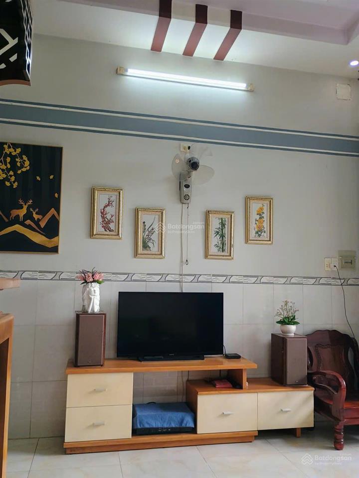 Bán nhà riêng hẻm 47, trường lưu, 50.4m2, 3,9 tỷ, đẹp nhiều tiện ích