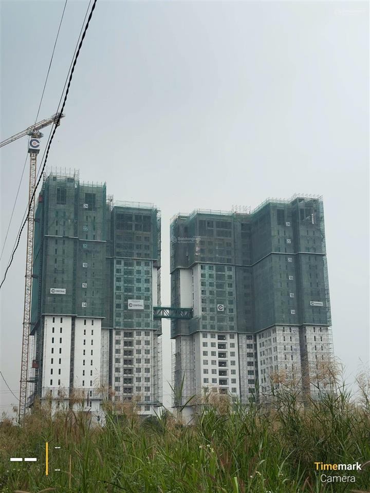 Khách em chính chủ bán căn 2pn2wc essensia sky lầu cao view pmh, chỉ tt 20% và chênh, tiến độ chuân