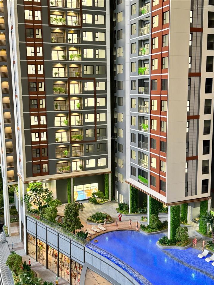 Hot! giá tốt căn hộ essensia sky dt lớn 2pn 81m2, giá chỉ 6 tỷ đã có vat.  mai linh 0901 377 ***