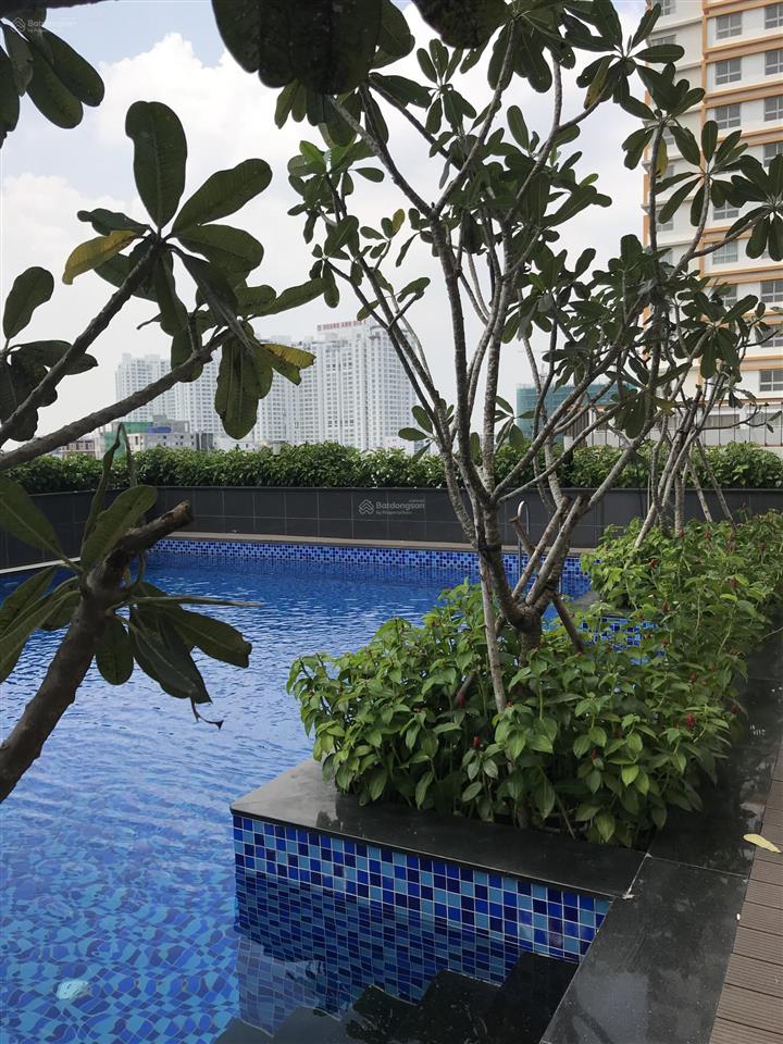 Em còn 1 căn 52m² dragon hill 2 giá chỉ 3,35 tỷ, đã có sổ hồng lầu cao view đông nam