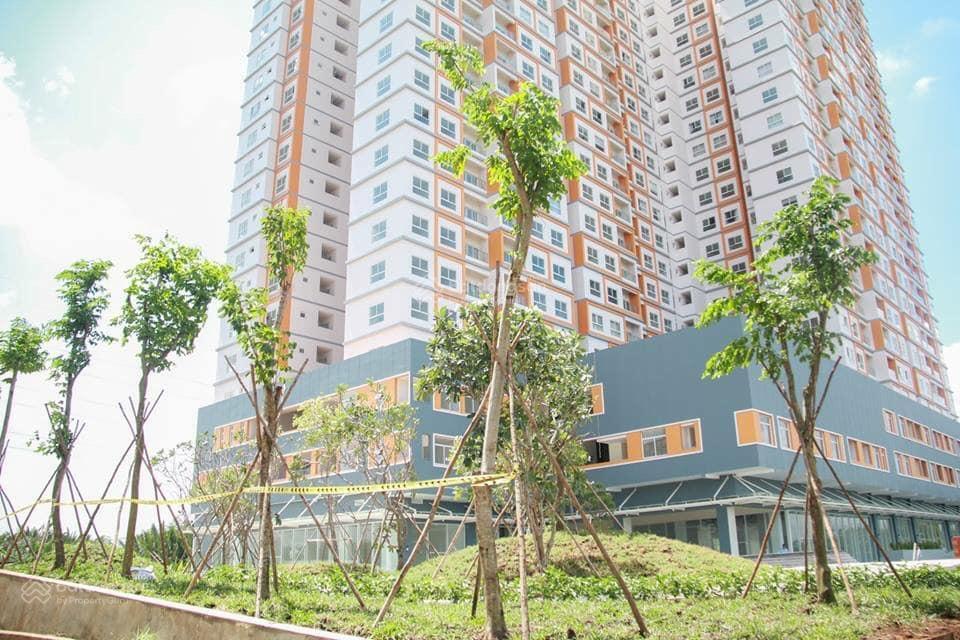 Em còn 1 căn 52m² dragon hill 2 giá chỉ 3,35 tỷ, đã có sổ hồng lầu cao view đông nam