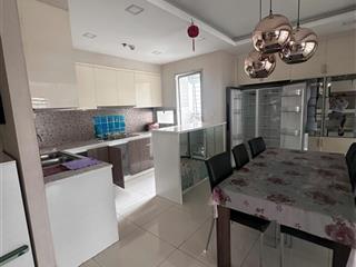 Em chào bán căn hộ 122m2, 3pn 2wc lầu cao, nhà có sẵn nội thất, sổ hồng chính chủ công chứng ngay