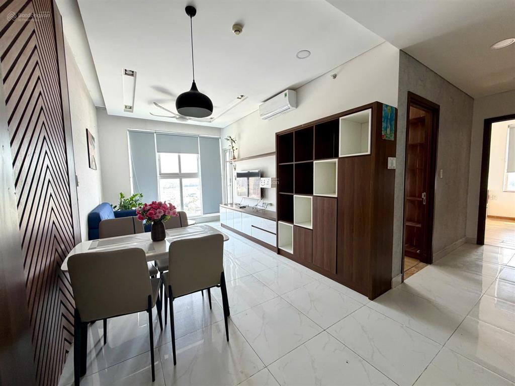 Chính chủ bán căn hộ hưng phát silver star 2pn 2wc giá 3.99 tỷ  0901 377 *** mai linh