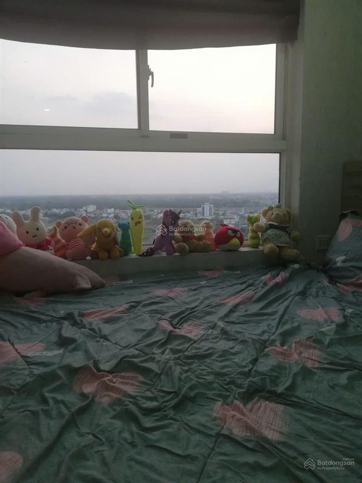 Chuyển xuống nhà phố bán căn hộ dragon hill 2, 71m2, 2pn2wc, giá 4.6x tỷ,  mai linh 0901 377 ***