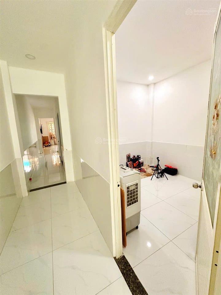 Người nhà em cần bán căn nhà cấp 4 hẻm 2129 huỳnh tấn phát, thị trấn nhà bè, tp hồ chí minh