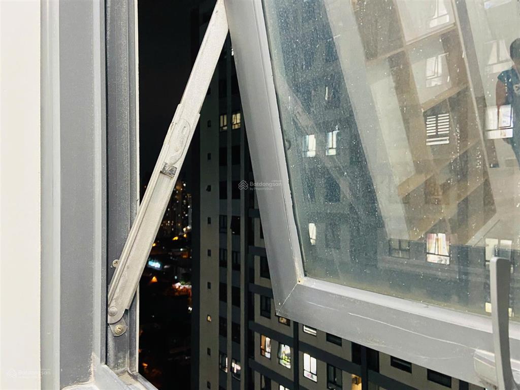 Đổi nhà rộng hơn nên cần bán căn hộ 2pn2wc 55m2 sài gòn intela bình chánh, tầng cao view thoáng