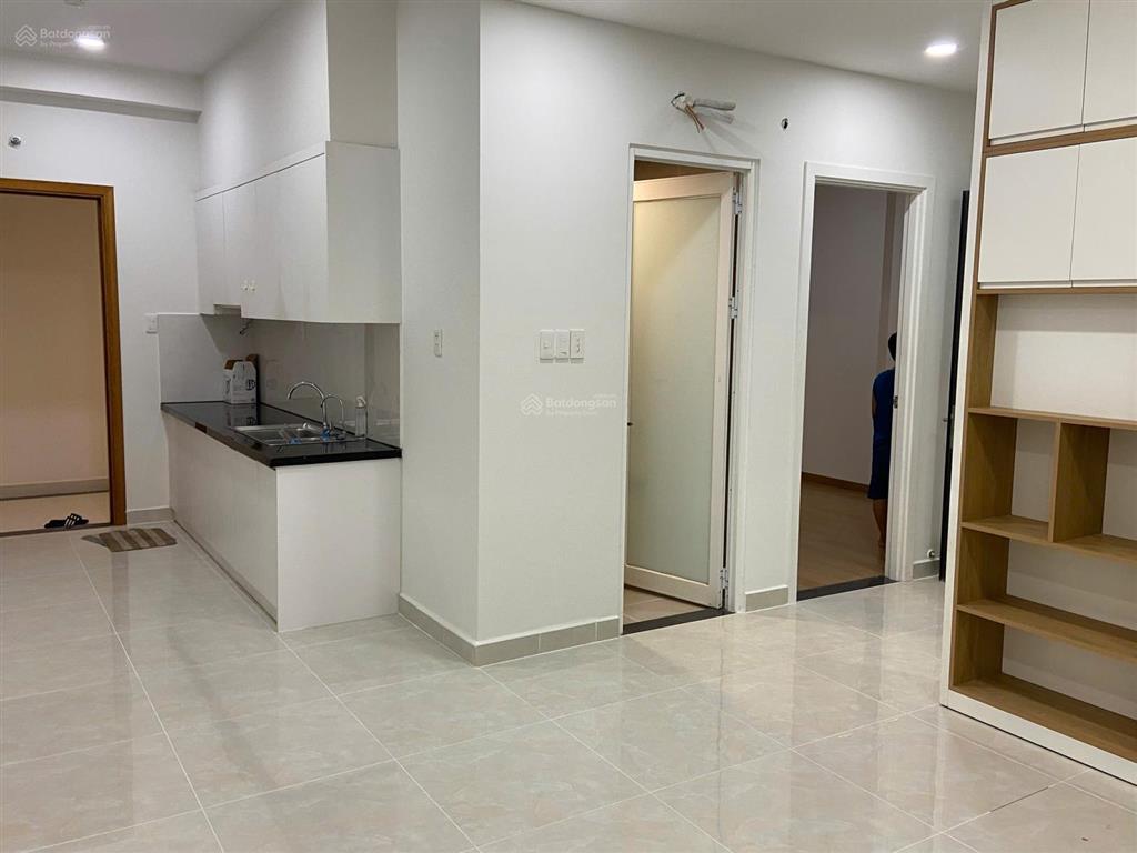 Đổi nhà rộng hơn nên cần bán căn hộ 2pn2wc 55m2 sài gòn intela bình chánh, tầng cao view thoáng