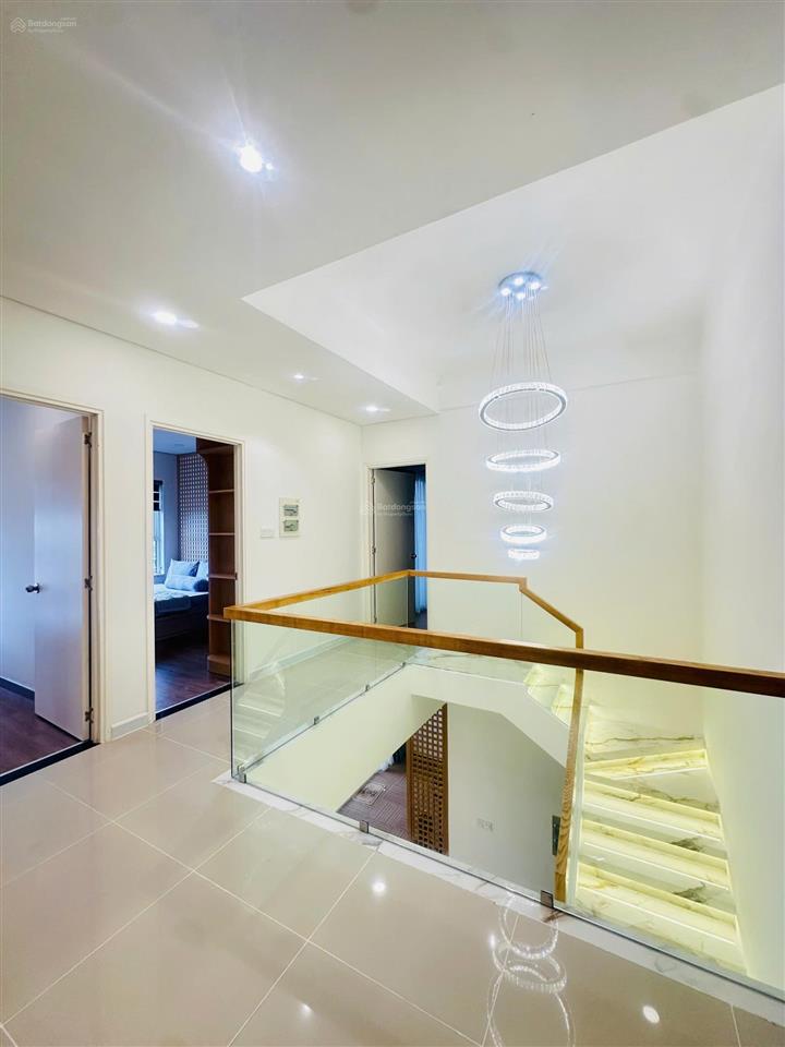 Bán căn hộ duplex dragon hill 2, 150m2, 3pn, 3wc, thiết kế nội thất cao cấp, đã có sổ hồng