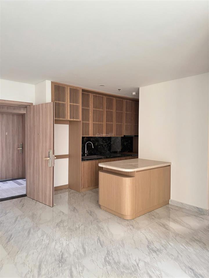Mã căn b01 essensia sky, view pmh, căn góc, 2pn2wc bán chênh nhẹ 150tr  0901 377 *** em mai linh