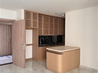 Mã căn b01 essensia sky, view pmh, căn góc, 2pn2wc bán chênh nhẹ 150tr  0901 377 *** em mai linh