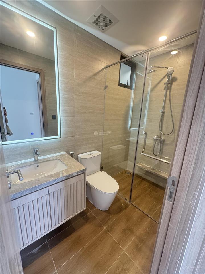 Bán cc essensia sky, 5.85 tỷ, 81m2, 2pn, 2wc, siêu hot ở nhà bè