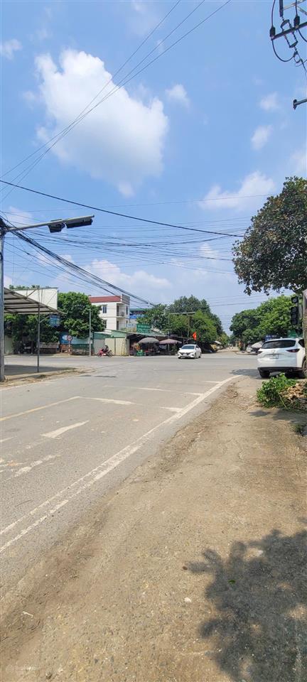 Đón sóng metro số 5, đất sổ đỏ, đường ô tô giá chỉ 13,5 tr/m2. gần xanh villa, ga metro, đhqg, đltl