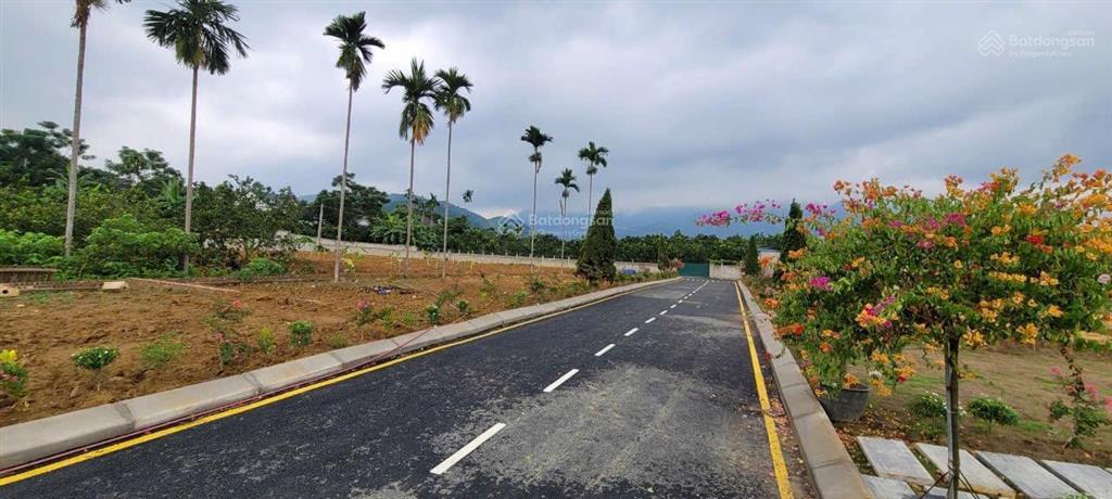 Đón sóng ga metro số 5 hoà lạc, giá 13,5 tr/m đất yên bình, thạch thất, gần xanh villa, đại lộ tl