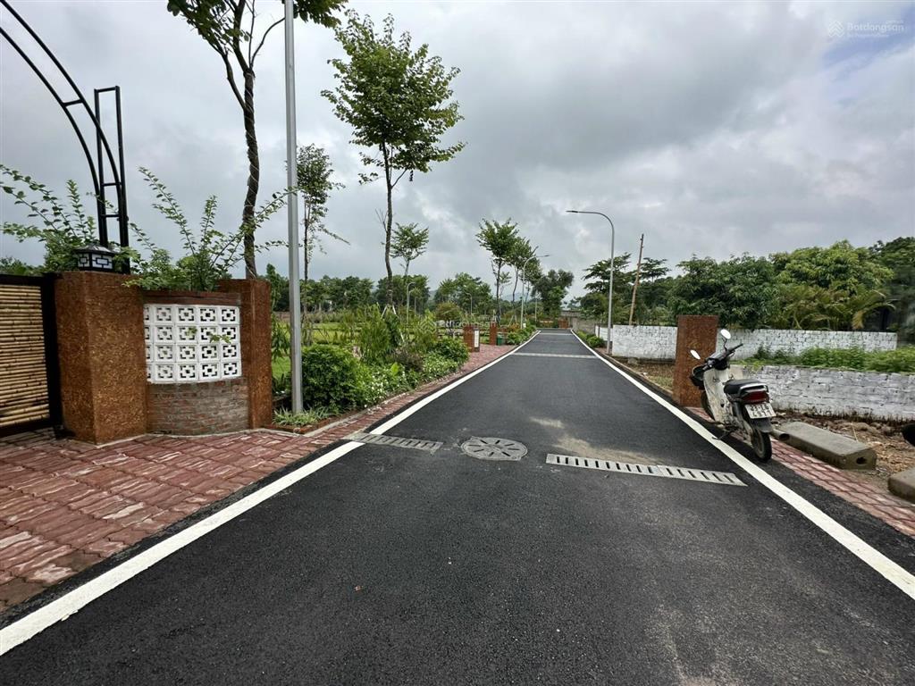 Đón sóng ga metro số 5 hoà lạc, giá 13,5 tr/m đất yên bình, thạch thất, gần xanh villa, đại lộ tl