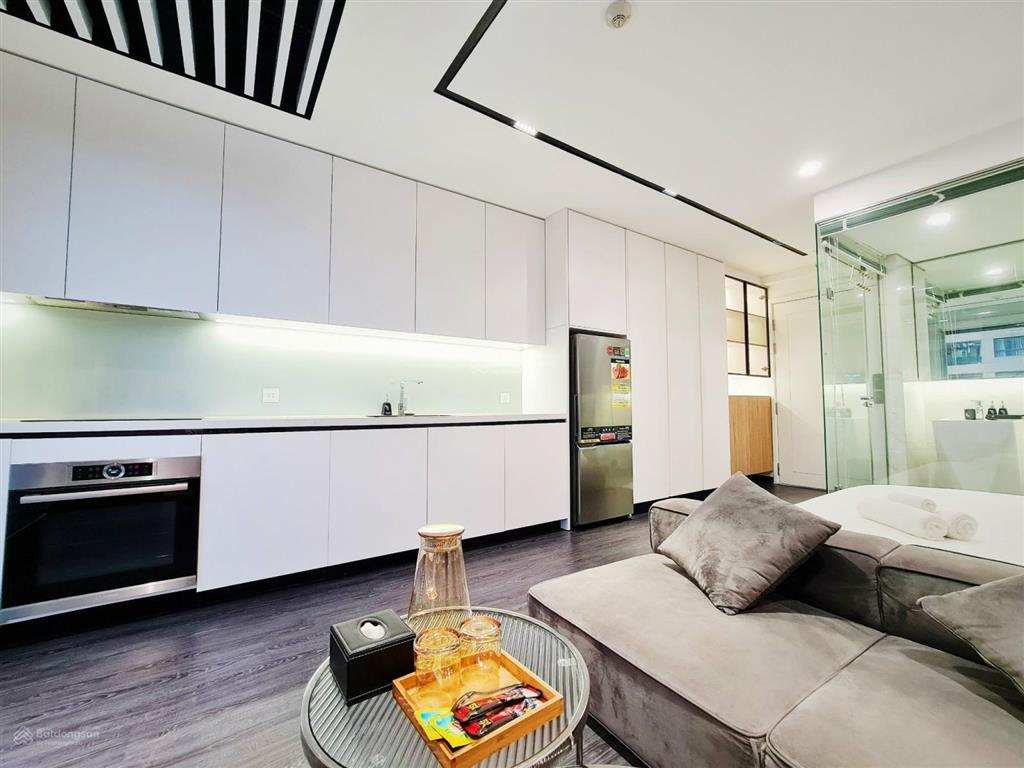 Tụt giá 400 triệu chỉ 2,4 tỷ full đồ vinhomes greenbay mễ trì, sẵn dòng tiền cho thuê 9 tr/tháng