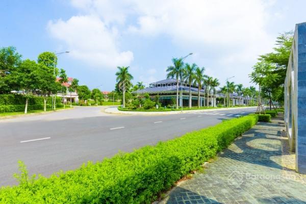 Ngộp ngân hàng cần bán gấp đất yên bình thạch thất, giá 13,5tr/m, gần xanh villa, đại lộ thăng long
