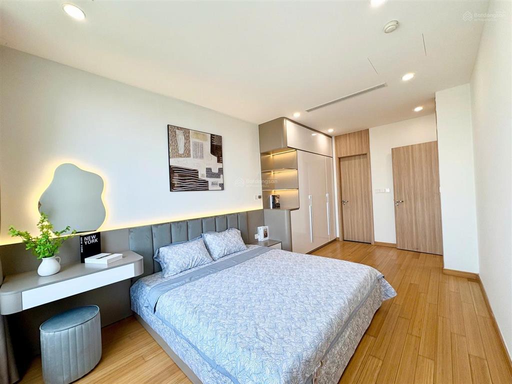 Gia đình có việc cần bán căn hộ 84m² chung cư the zei, đầy đủ nội thất giá tốt 8.6 tỷ 0973 563 ***