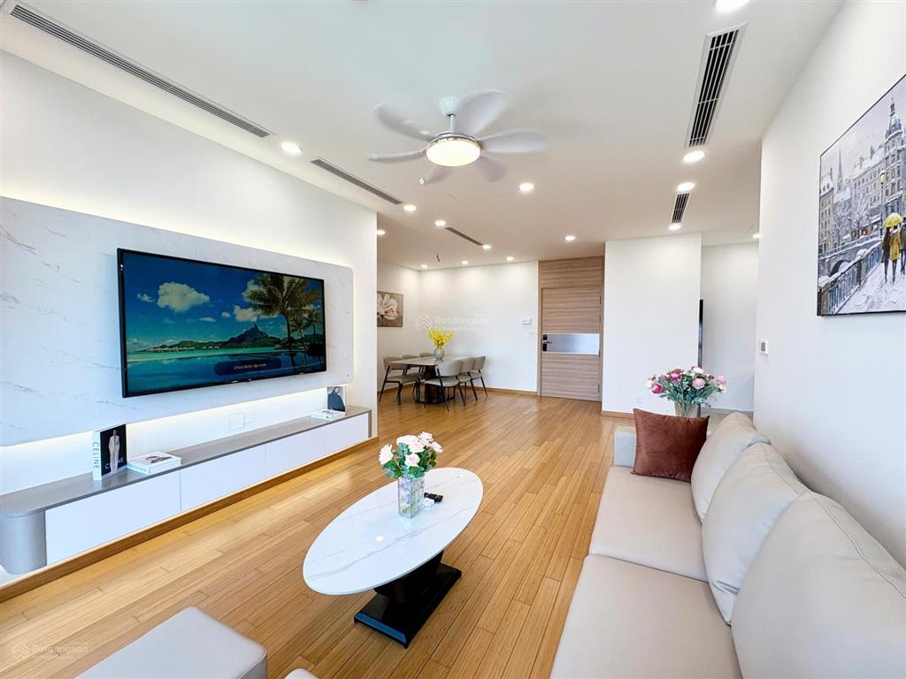 Gia đình có việc cần bán căn hộ 84m² chung cư the zei, đầy đủ nội thất giá tốt 8.6 tỷ 0973 563 ***