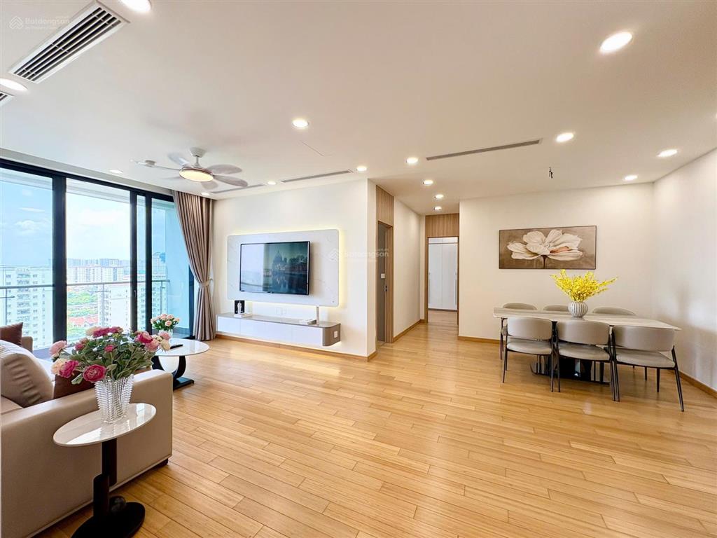 Gia đình có việc cần bán căn hộ 84m² chung cư the zei, đầy đủ nội thất giá tốt 8.6 tỷ 0973 563 ***