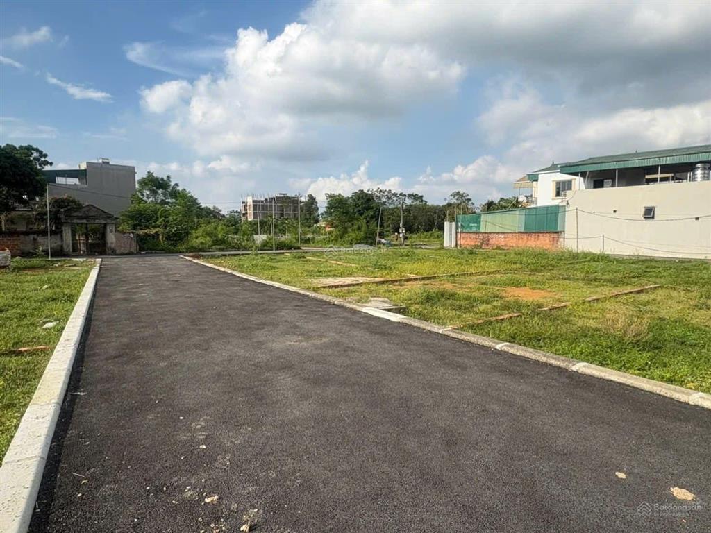 Siêu phẩm 100m cánh chủ bình yên, thạch thất