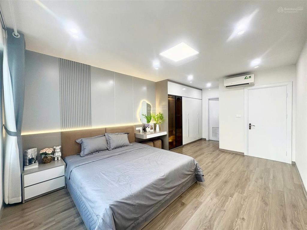 Cần bán gấp chung cư the zei, 104m2, đầy đủ nội thất giá tốt thị trường 10,6 tỷ 0973 563 ***
