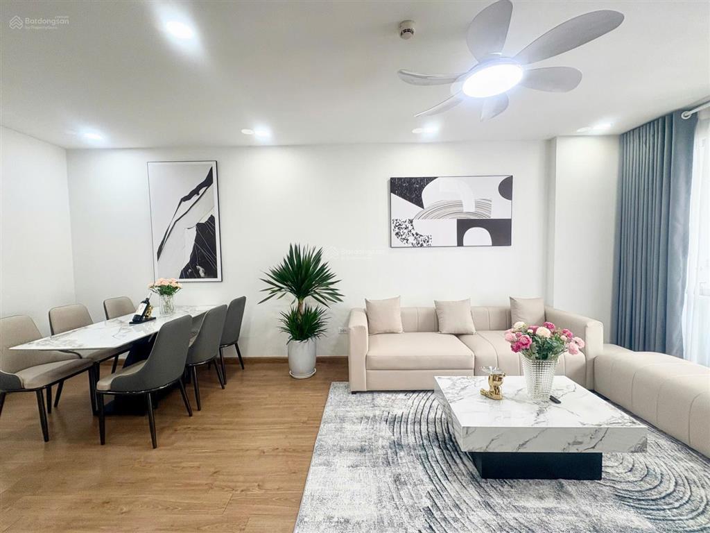 Cần bán gấp căn 61m2 chung cư iris garden, full đồ, giá 4,6 tỷ 0973 563 ***