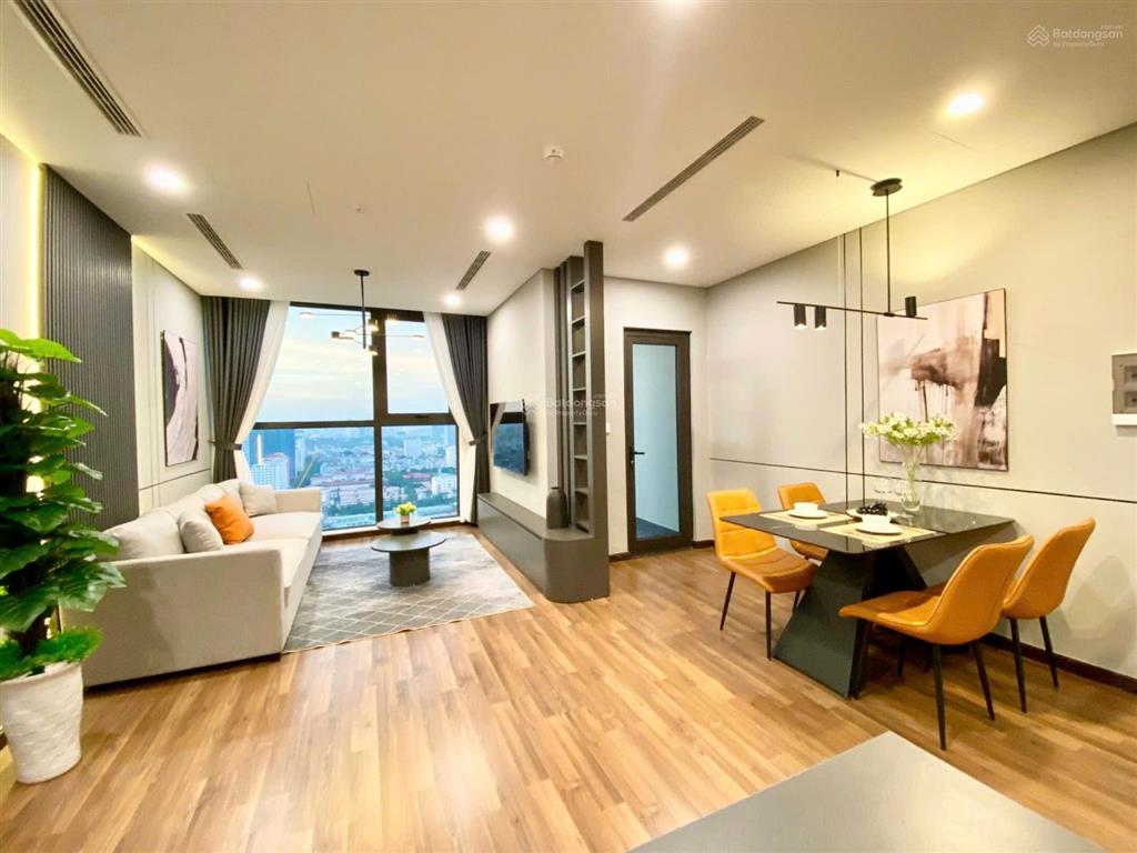 Tôi cần bán chung cư hoàng thành pearl, 80m2 full đồ giá 6,3 tỷ (0973 563 ***)