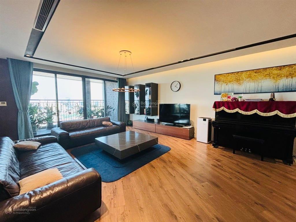Tin thật ko ảo, cần bán nhanh căn hoa hậu 125.7m2, 3 ngủ, nội thất đẹp.  0978 353 ***