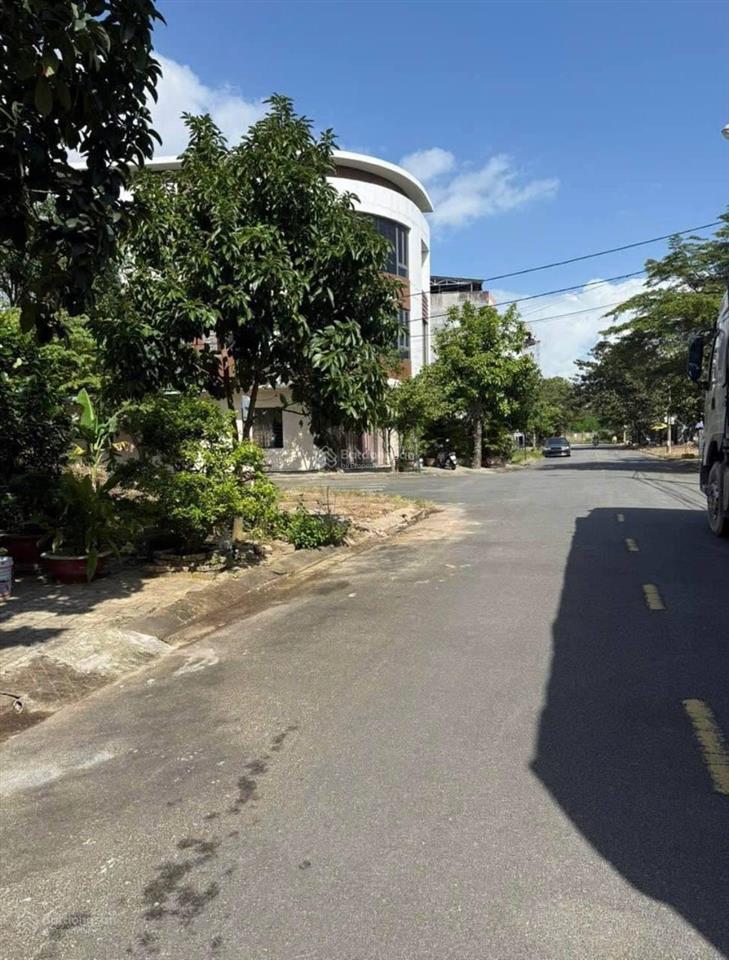 Bán nhà 2 tầng đường hoàng bật đạt đối diện khu fpt plaza ngay làng đại học đà nẵng