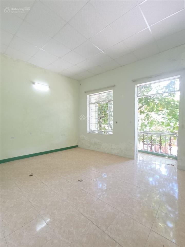 Cho thuê nhà 2 tầng hoài thanh  mỹ an, ngũ hành sơn gần đại học kinh tế đà nẵng, cầu trần thị lý