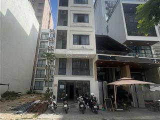 Bán tòa căn hộ 9 tầng 16 phòng apartment. khu phố biển phạm văn đồng đà nẵng