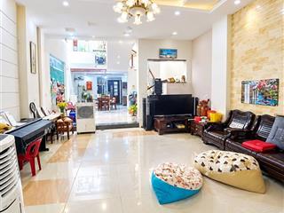 Cho thuê nhà 2 tầng mặt tiền lương nhữ hộc hòa cường hải châu