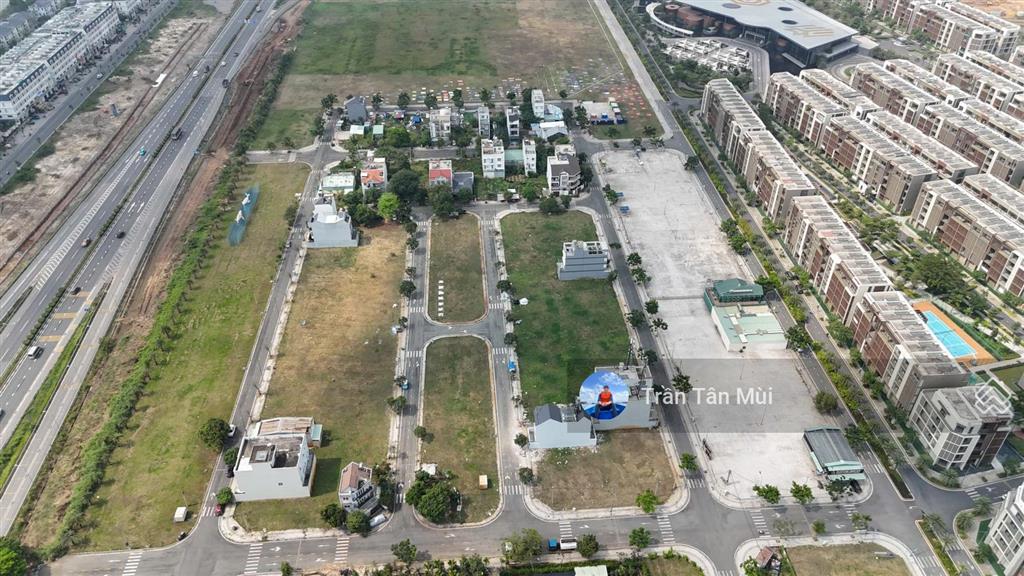 Bán nhà phố hiếm kdc đông hưng, kế global city, diện tích 5x20  100m2, 4 tầng, giá bán 22,5 tỷ