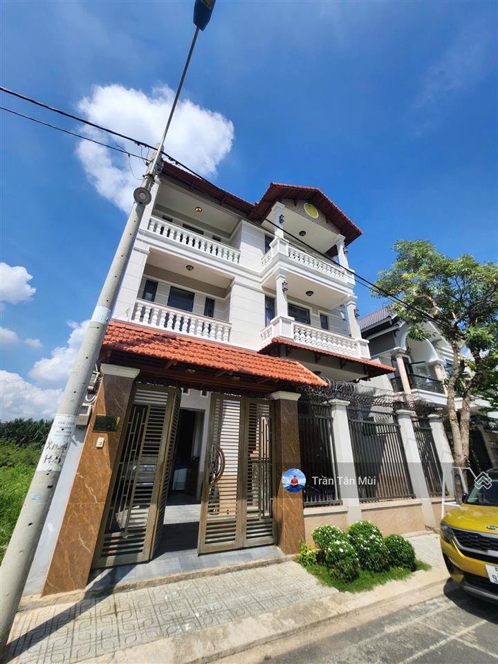 Bán biệt thự sông long thuận riverside, đảo kim cương quận 9, 10x47m  463m2, 1 trệt 2 lầu. 24 tỷ