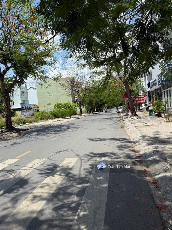 Bán nền đất 110m2, trục đường 57 kdc đông thủ thiêm, giá 12,5 tỷ, vị trí đẹp hướng mát