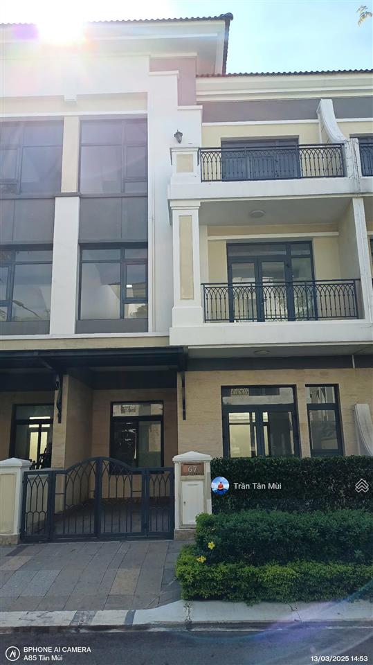 Bán nhà phố hướng đông verosa park, nhà thô 6x17  102m2, sổ hồng giá 18 tỷ tl