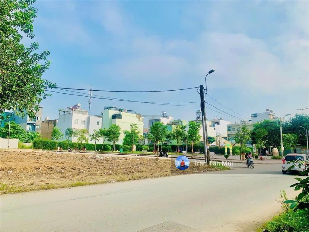 Bán lô đất góc 2 mặt tiền đường lê hữu kiều, cạnh công viên, thuộc dự án tuổi trẻ, 17x23  391m2