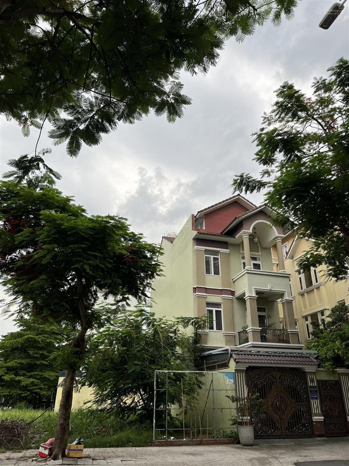 Bán nền biệt thự song lập 8x22  176m2, kdc đông thủ thiêm, giá 100 tr/m2 tl