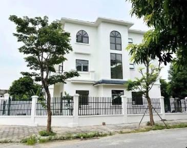Bán biệt thự đơn lập nam an khánh 300m² view hồ điều hòa giá chỉ 100tr/m2
