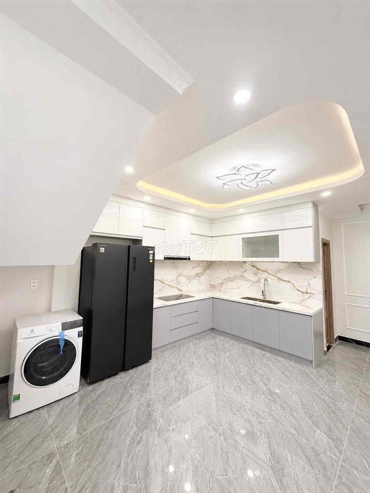 BÁN NHÀ 33A NGUYỄN THỊ HUỲNH, P PHÚ NHUẬN – HẺM XE HƠI, CÁCH MẶT TIỀN