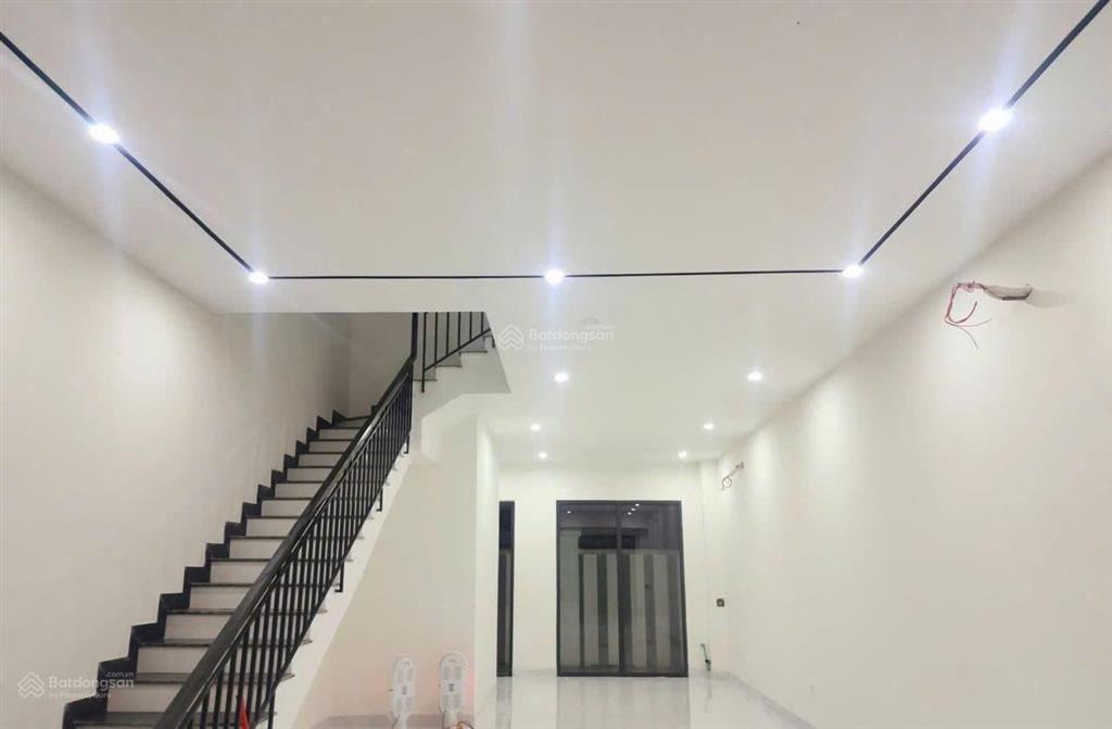 Tôi chính chủ cần bán cắt lỗ căn shophouse pg02 đã hoàn thiện, đường rộng sát vincom  0987 758 ***