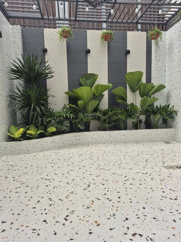 Bán nhà 4x17m 4tầng như hình  hẻm 7m 2oto tránh phường bình hưng hòa