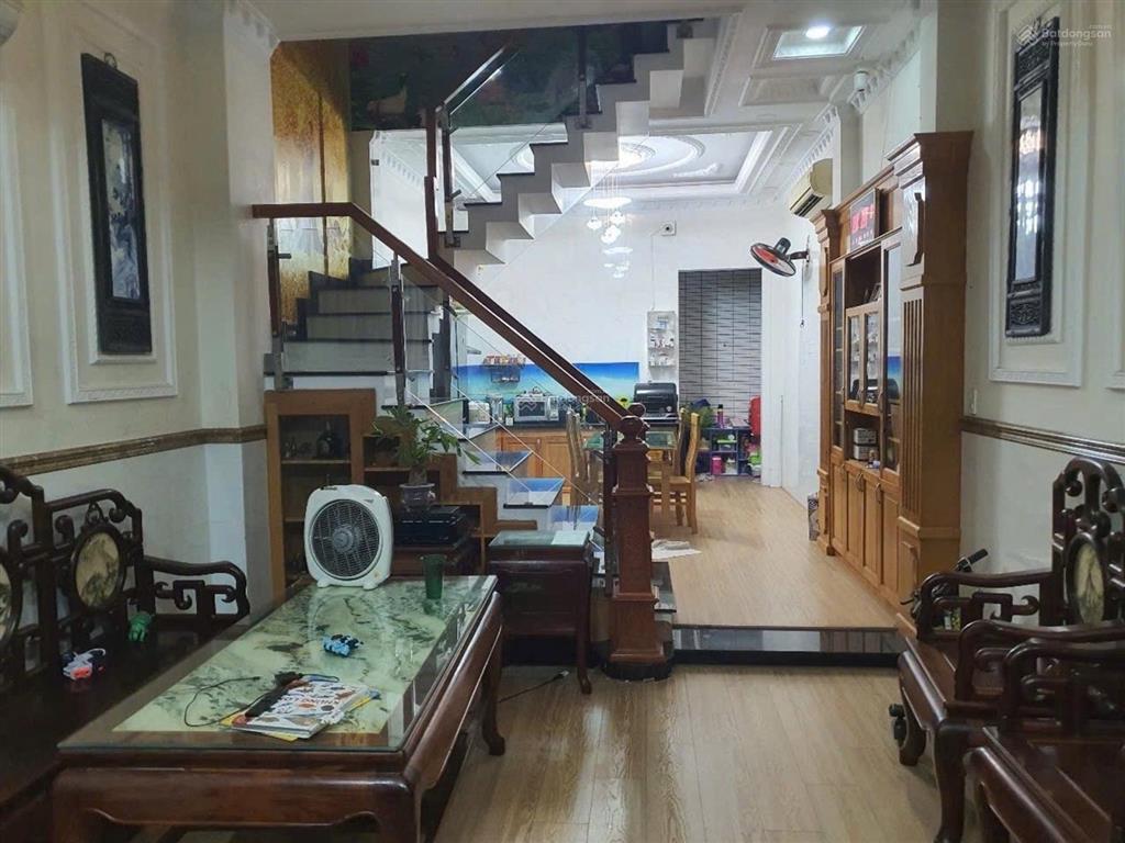 Bán nhà 4x12m 1 trệt 3 lầu. hẻm 6m đường lê trọng tấn phường bình hưng hòa.