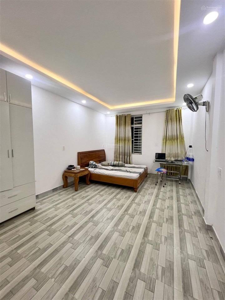 Bán nhà 4x14m 3 lầu  2/ đường tân thắng ngay cổng aeon tân phú. phường tân sơn nhì.