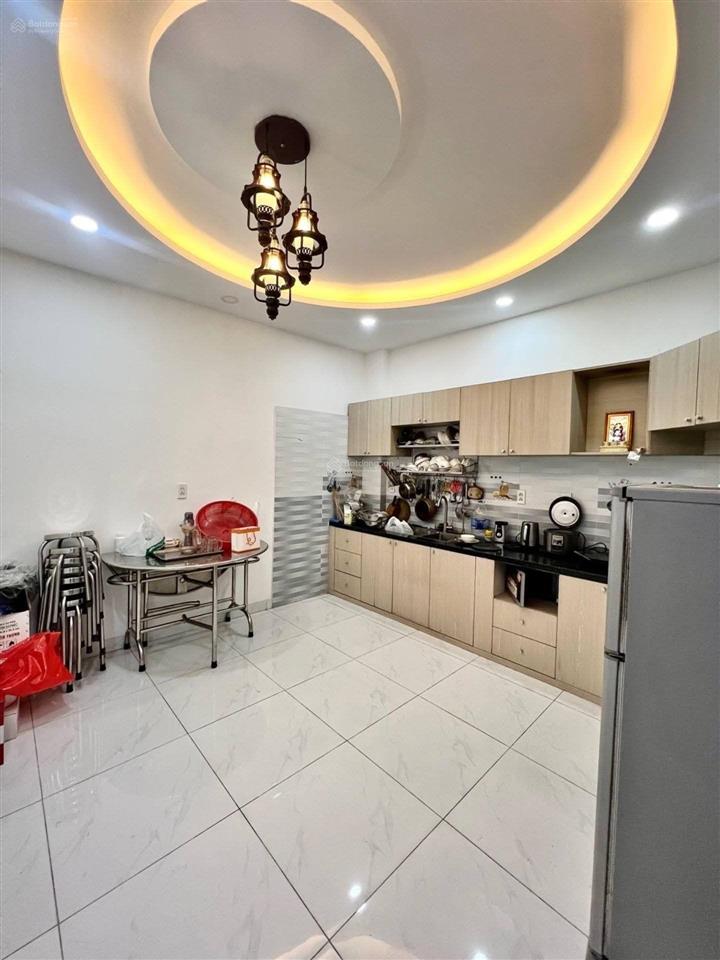 Bán nhà 4x14m 3 lầu  2/ đường tân thắng ngay cổng aeon tân phú. phường tân sơn nhì.