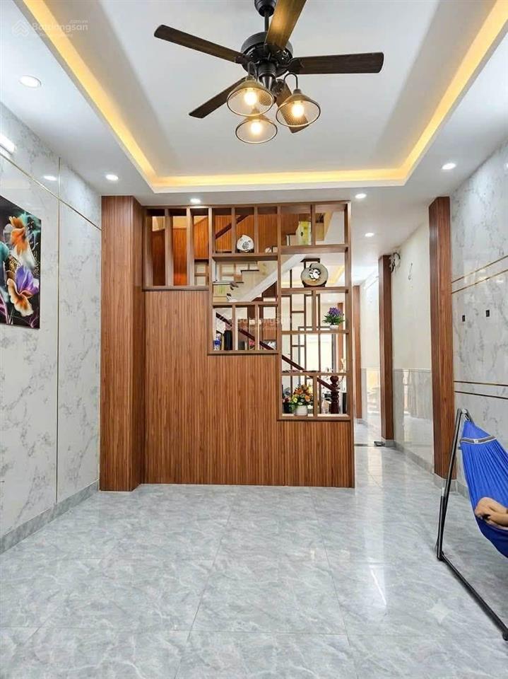 Bán nhà 4x17m 3lầu 4pn  hẻm xe hơi đường lê trọng tấn phường tây thạnh.