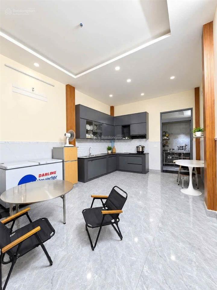 Bán nhà 4x17m 3lầu 4pn  hẻm xe hơi đường lê trọng tấn phường tây thạnh.