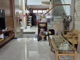 Bán nhà 4 x 15m 2 lầu 3 pn  hẻm 6m đường phạm đăng giảng