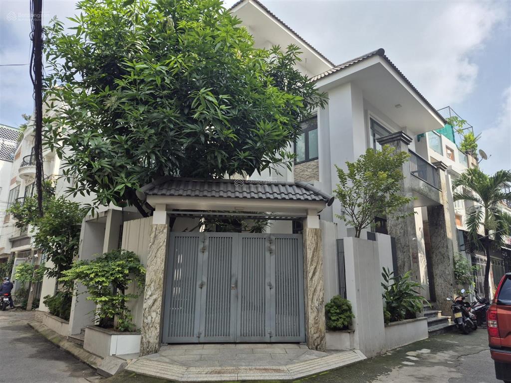 Bán biệt thự 13 x 14m 3 tầng  góc 2 mt đường 6m gần chợ tân trụ  phường tân sơn  tân bình
