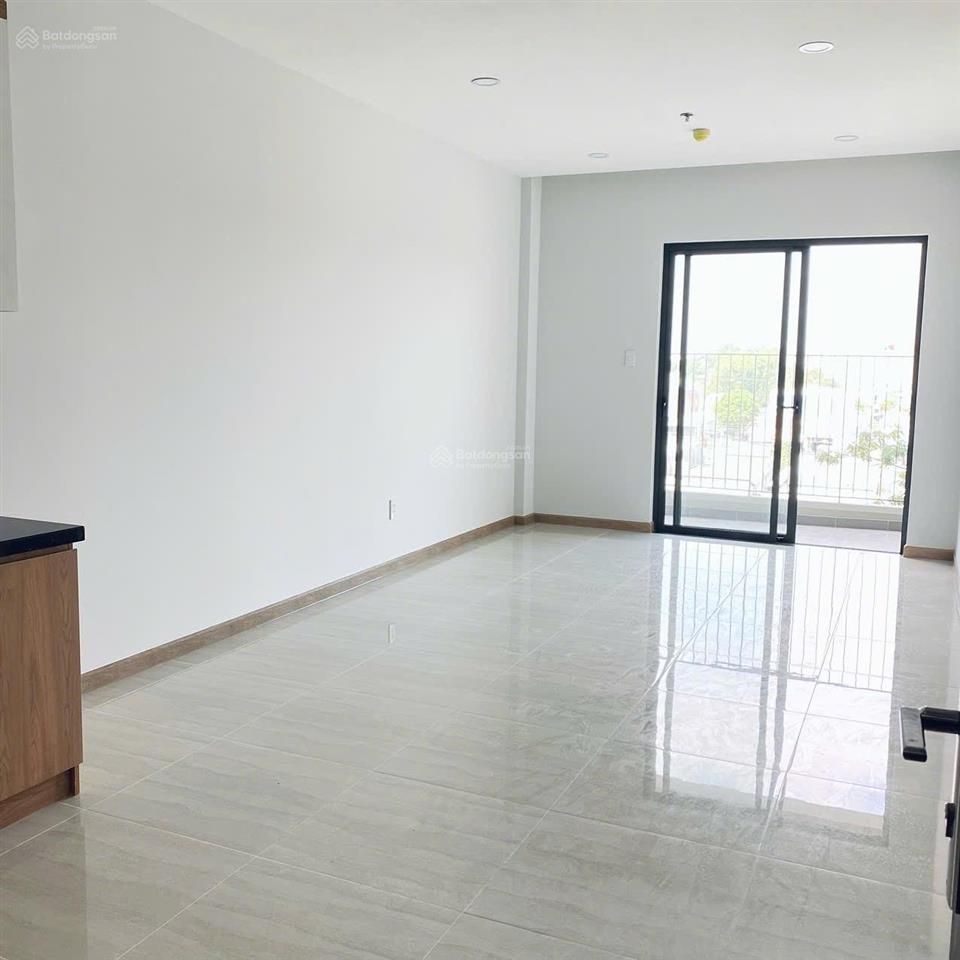 Chỉ 2,3 tỷ shophouse bcons green view, làng đại học, đối diện go dĩ an.